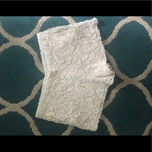 White lace shorts, medium